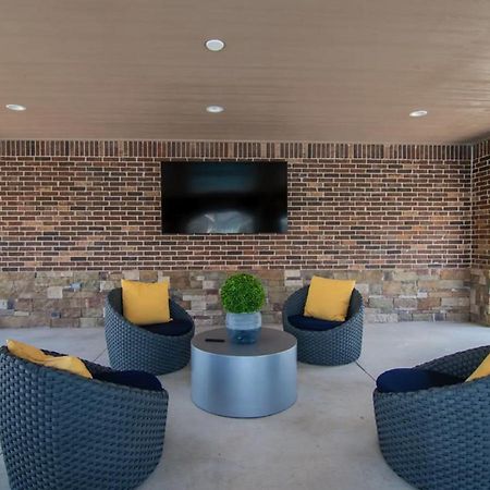 Landing At Center 301 - 2 Bedrooms In Belton Exterior photo